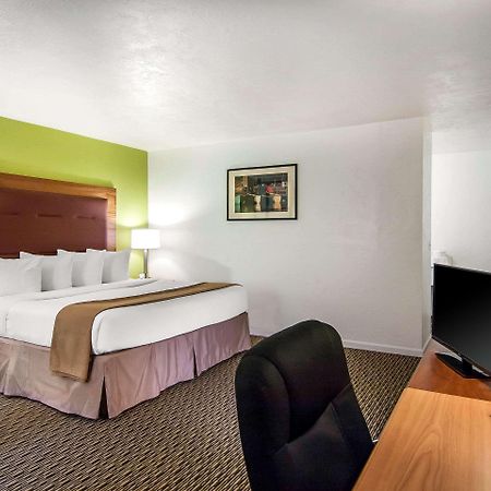 Quality Inn & Suites At Coos Bay North Bend Kültér fotó