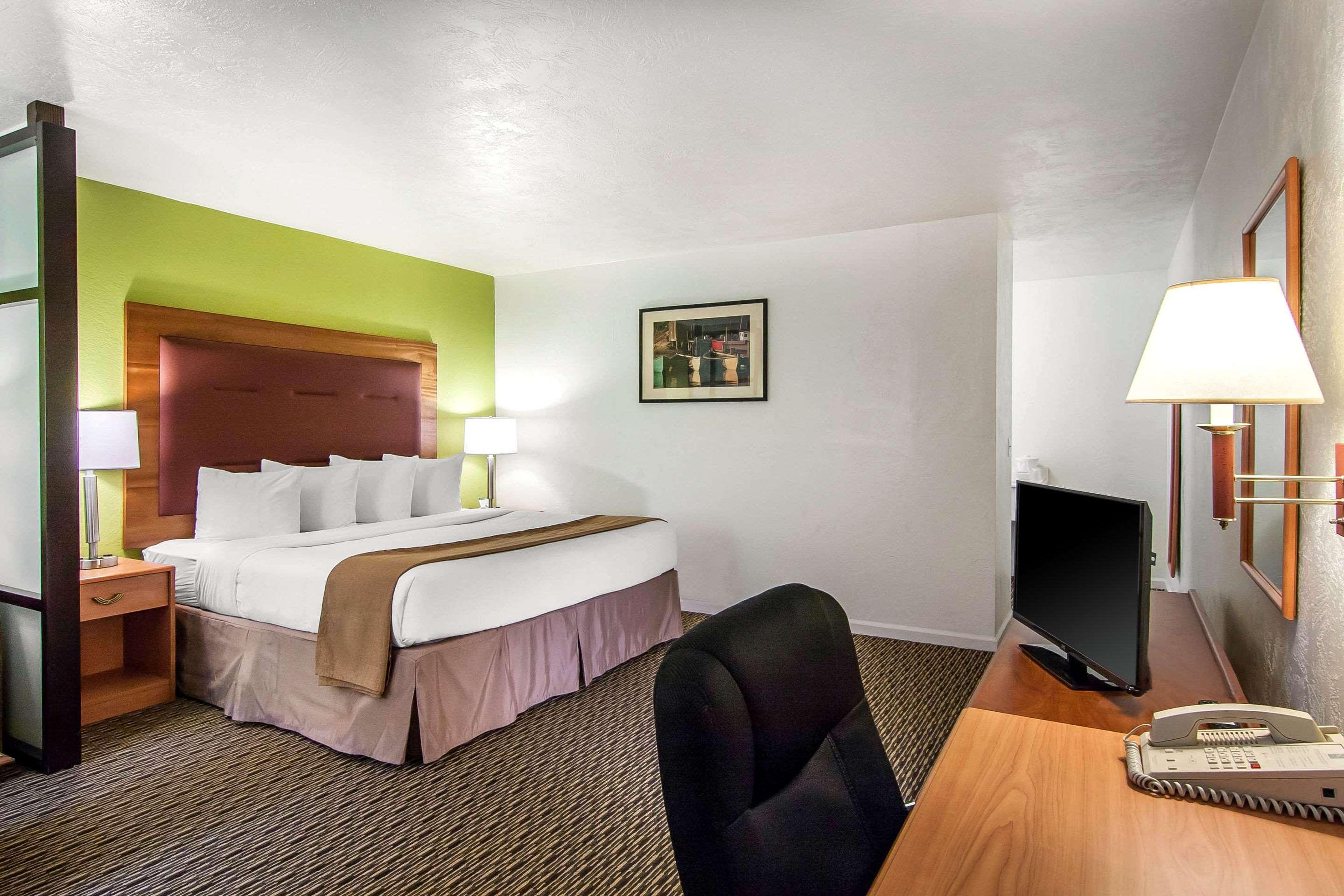 Quality Inn & Suites At Coos Bay North Bend Kültér fotó