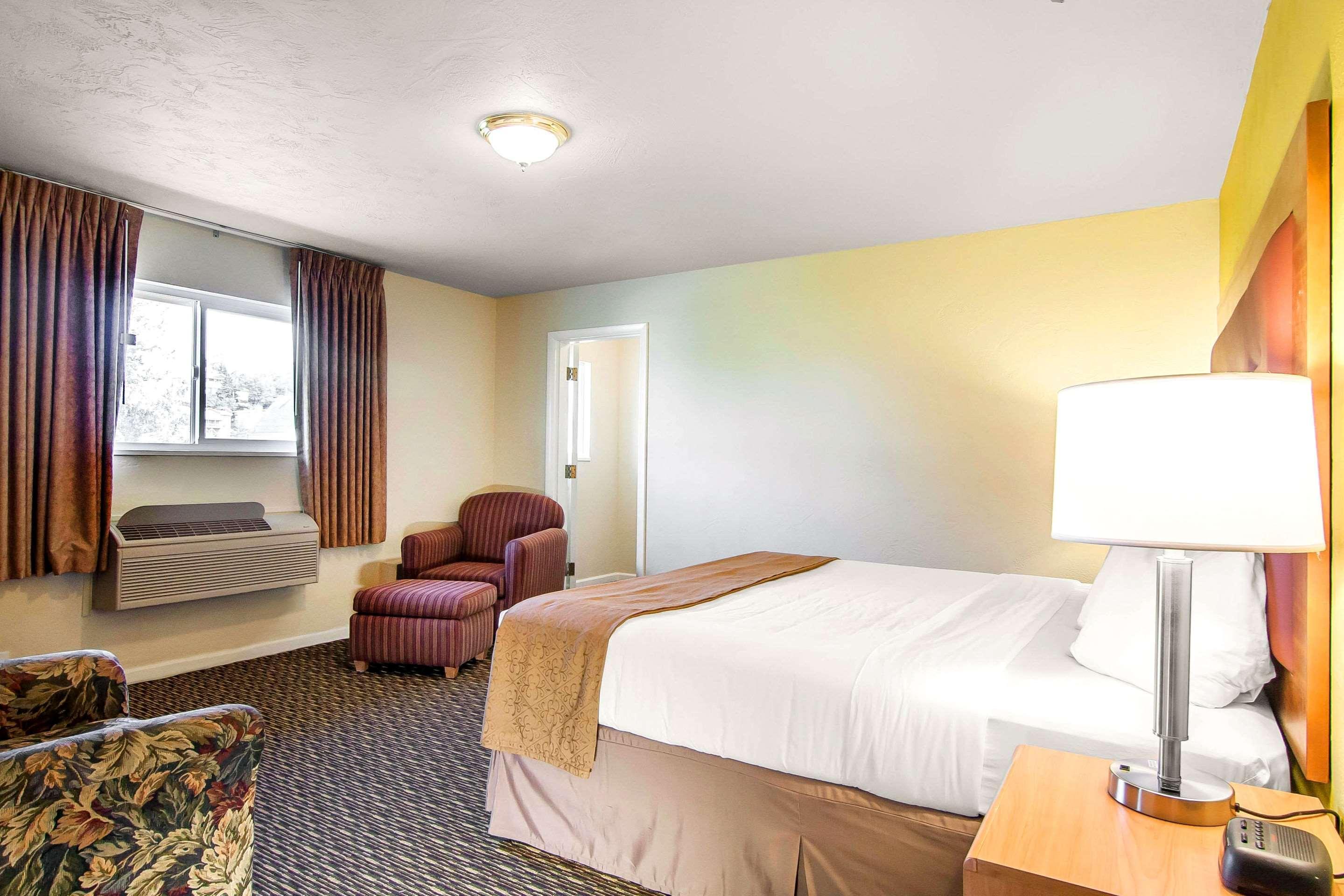 Quality Inn & Suites At Coos Bay North Bend Kültér fotó