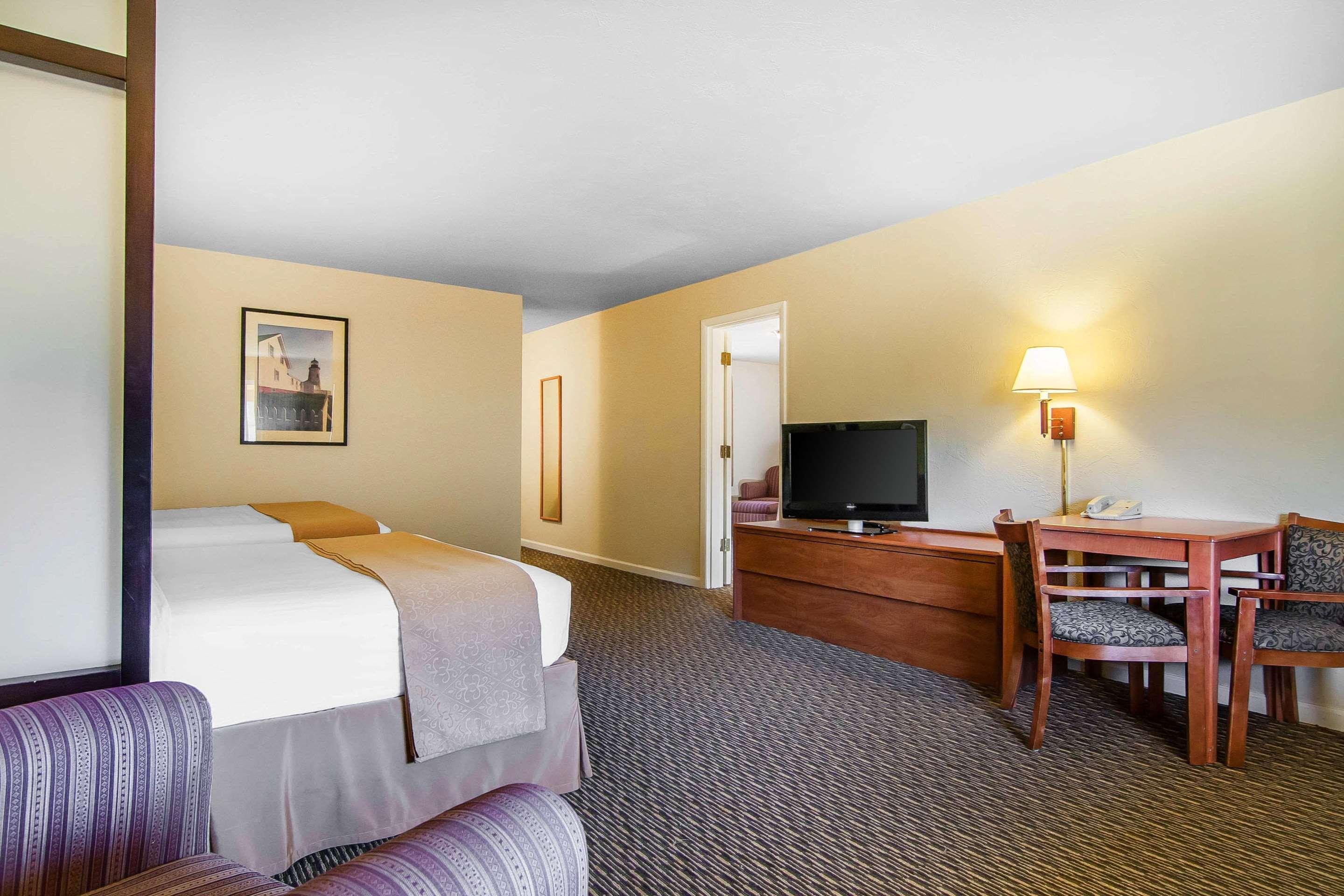 Quality Inn & Suites At Coos Bay North Bend Kültér fotó