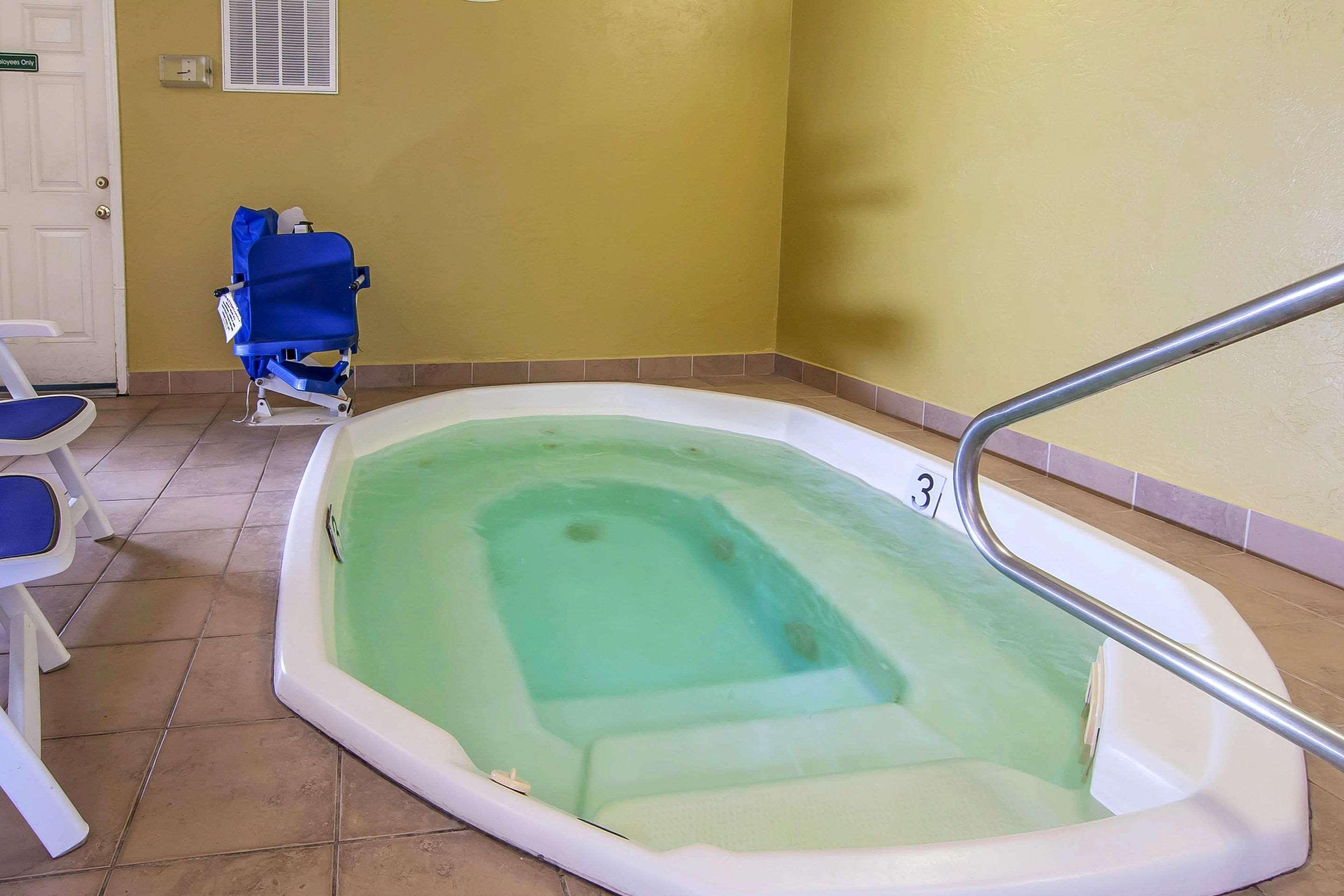 Quality Inn & Suites At Coos Bay North Bend Kültér fotó