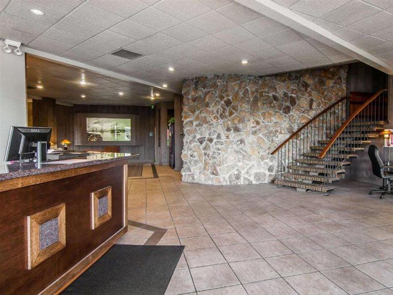 Quality Inn & Suites At Coos Bay North Bend Kültér fotó