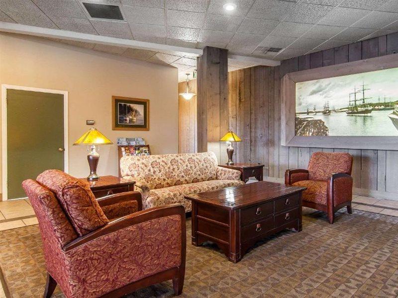 Quality Inn & Suites At Coos Bay North Bend Kültér fotó