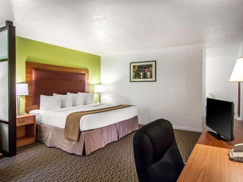 Quality Inn & Suites At Coos Bay North Bend Kültér fotó