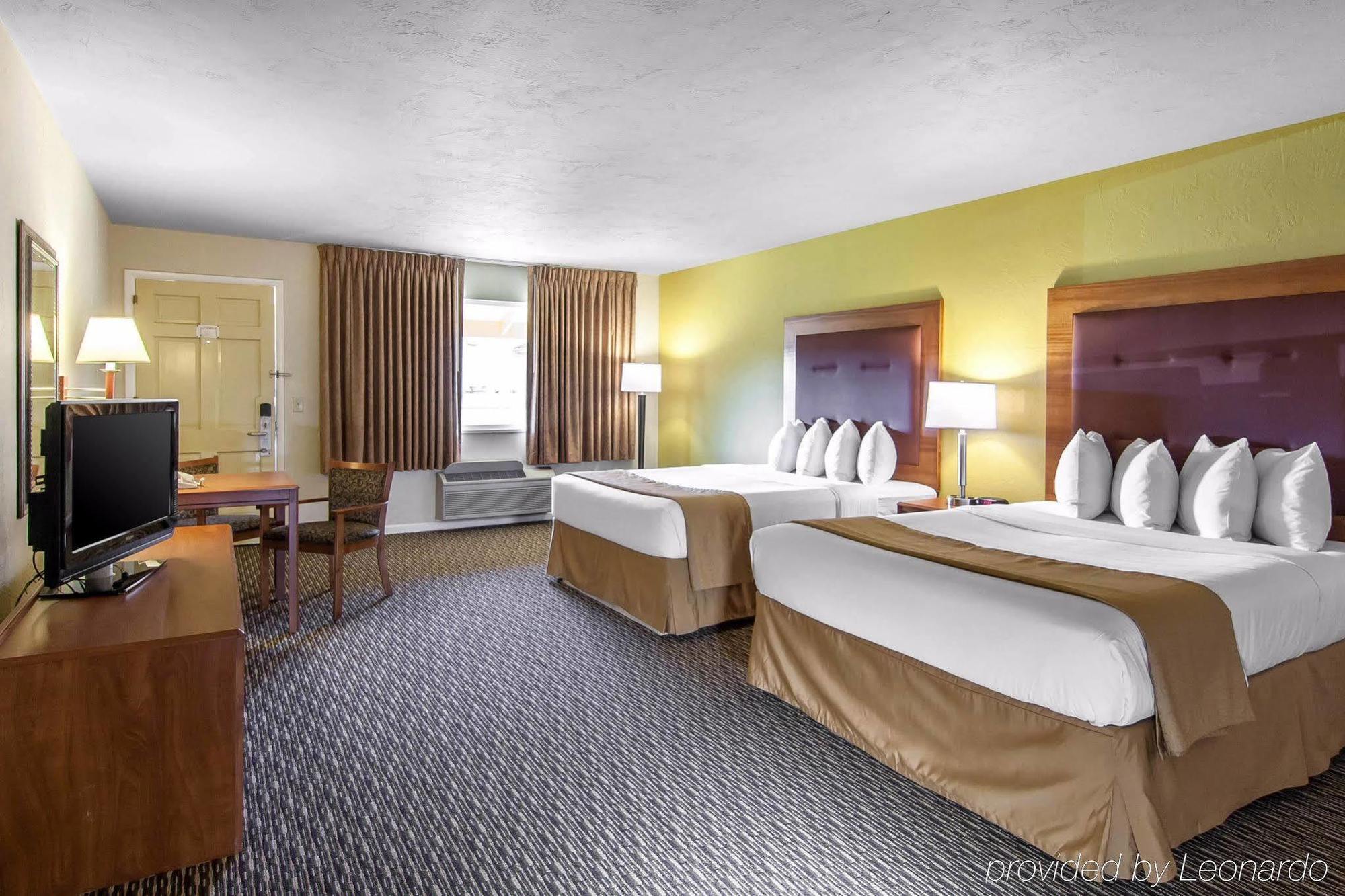 Quality Inn & Suites At Coos Bay North Bend Kültér fotó