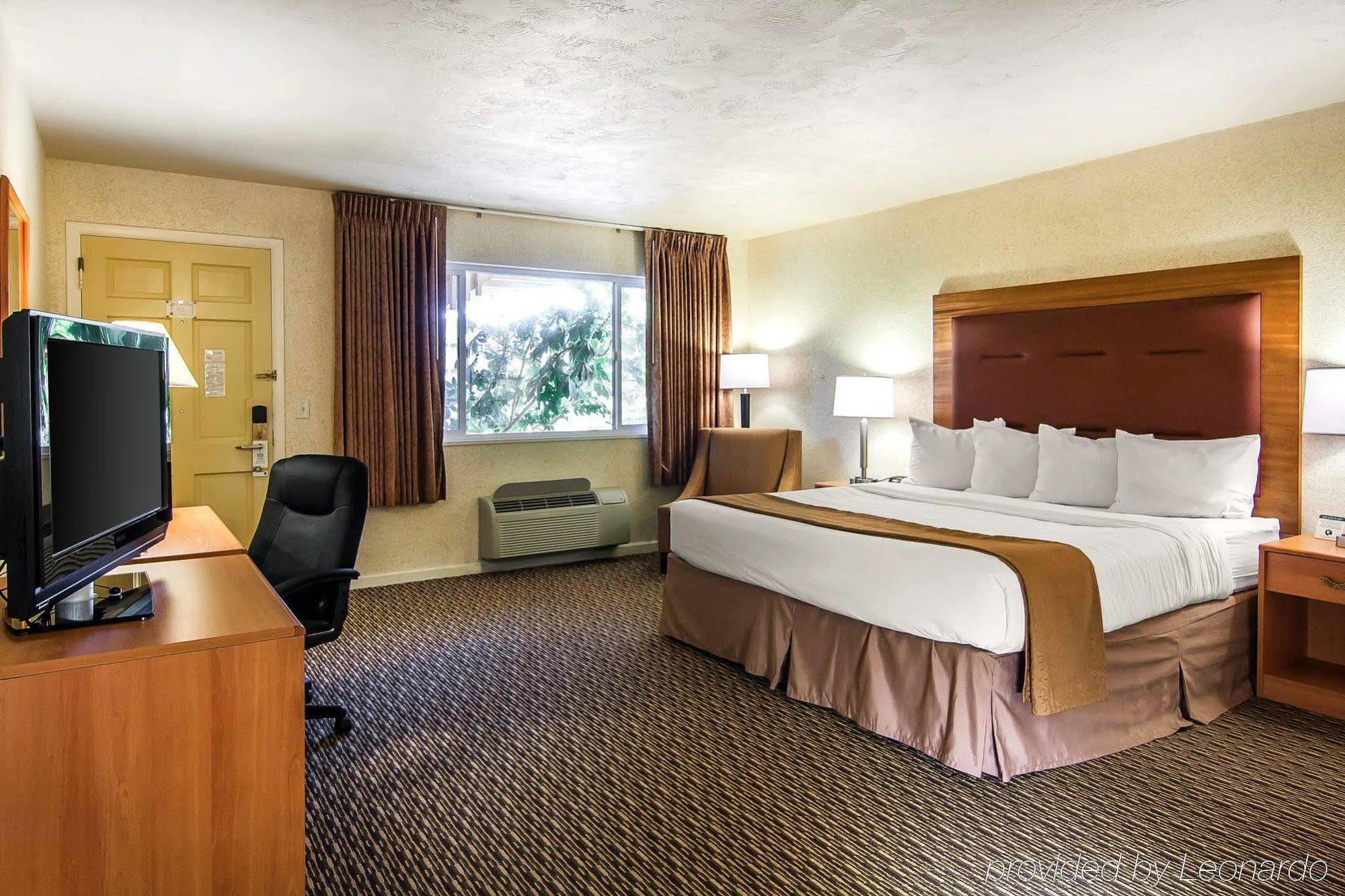 Quality Inn & Suites At Coos Bay North Bend Kültér fotó