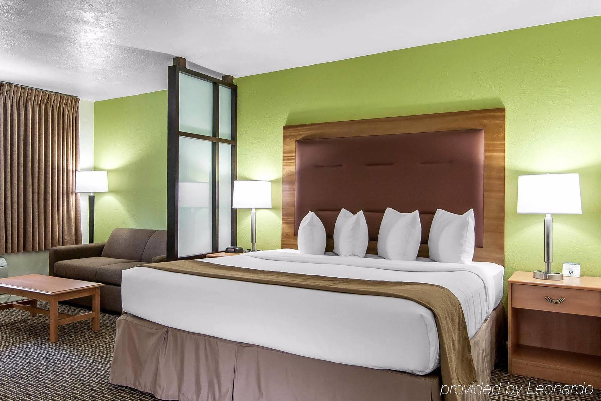 Quality Inn & Suites At Coos Bay North Bend Kültér fotó